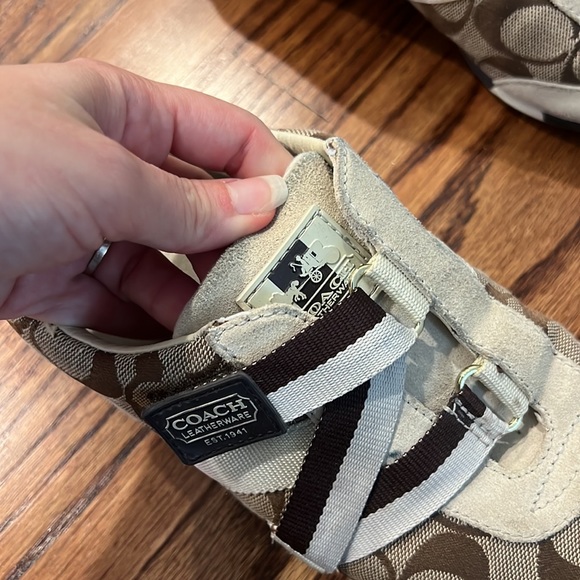 Coach sneakers with Velcro - worn once - Picture 4 of 7